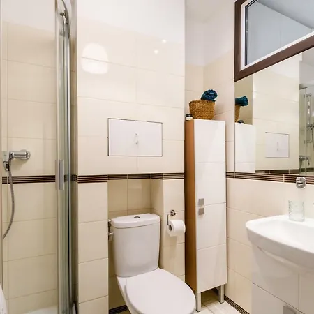 Apartament Plac Zbawiciela - Be 2 Parking 公寓